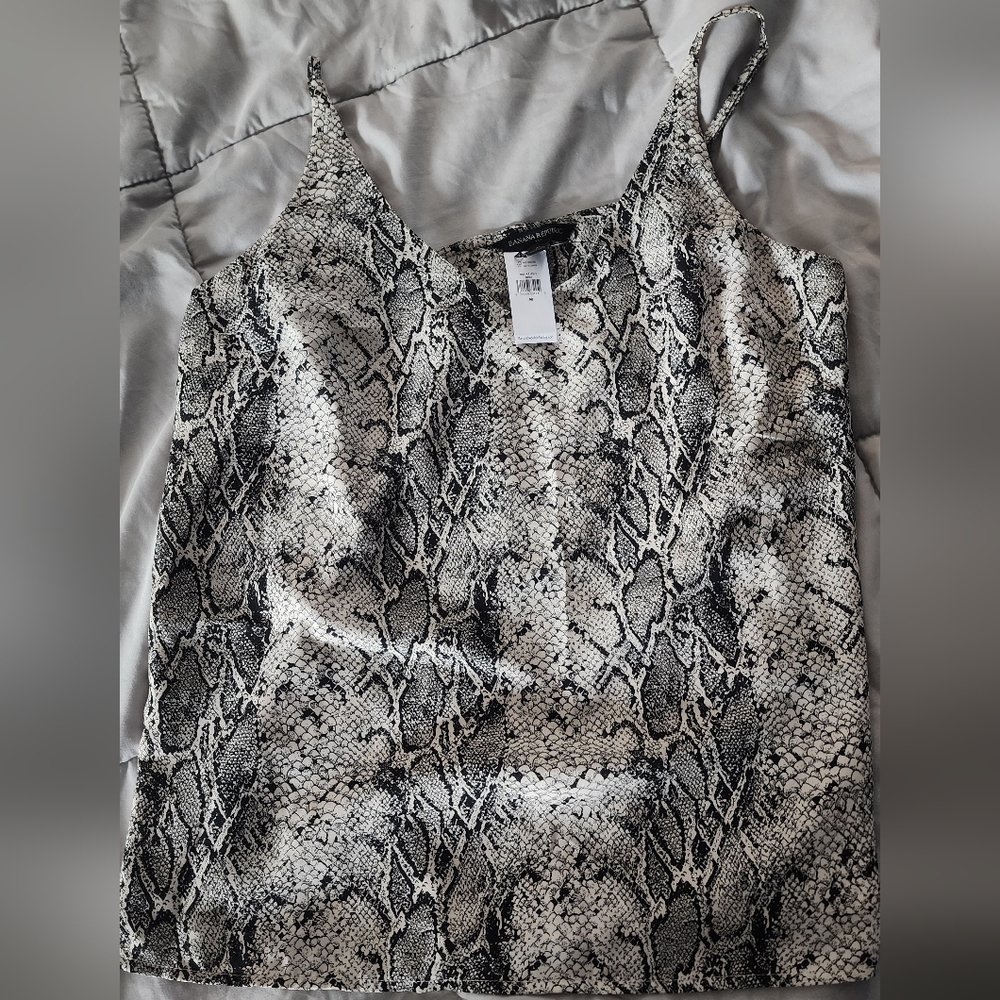 Banana Republic Black and White Reptile Pattern